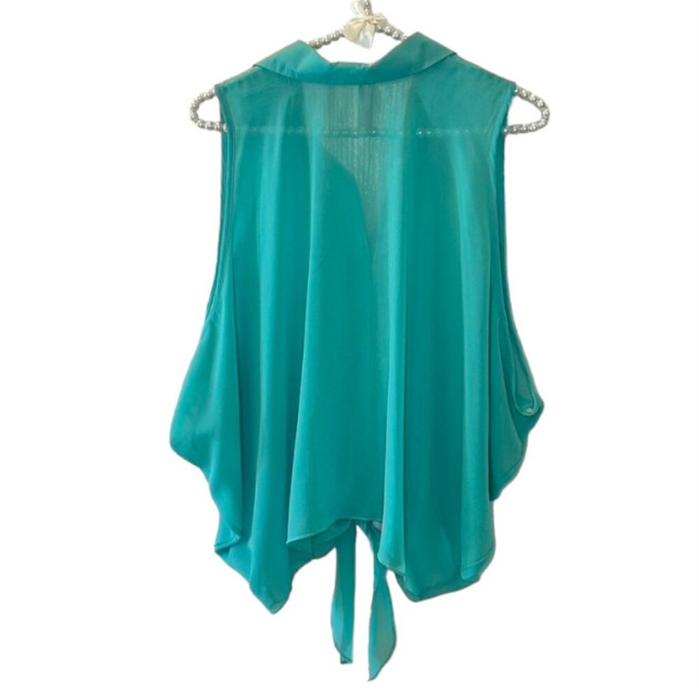 Stunning Aqua Tie Front Top from Trac - L - EUC - Picture 5 of 7